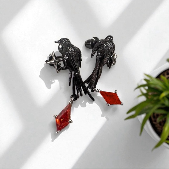 “Raven” Edgar Poe Perched Crow Bird Star Blood Droplet Macabre Gothic Grim Studs - Picture 12 of 16